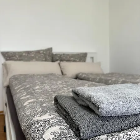 Apartment Renovated Flat - Prime Location Near Marienplatz *