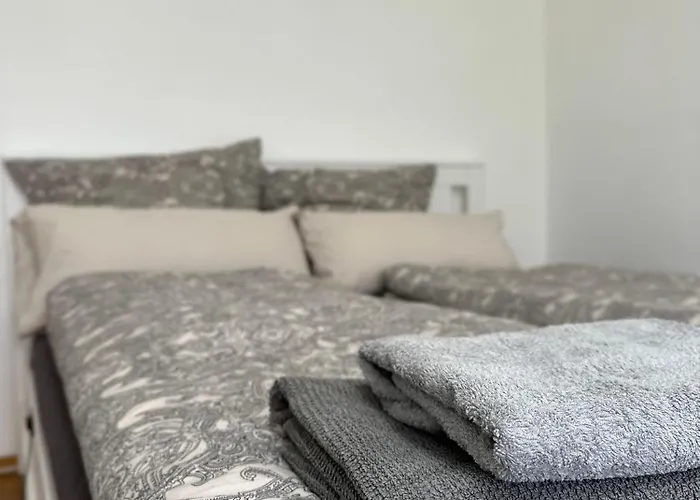 Lejlighed Renovated Flat - Prime Location Near Marienplatz *